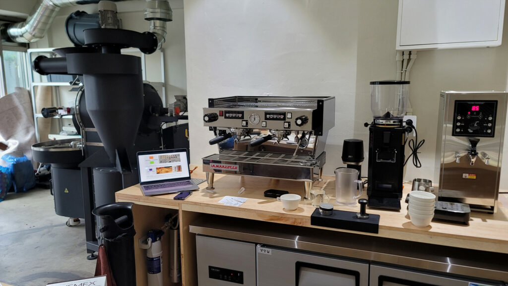 광주 지벤스터 로스터기 설치 _ FORGE _ SUG-06 10 로스터기0001 로스팅기 3