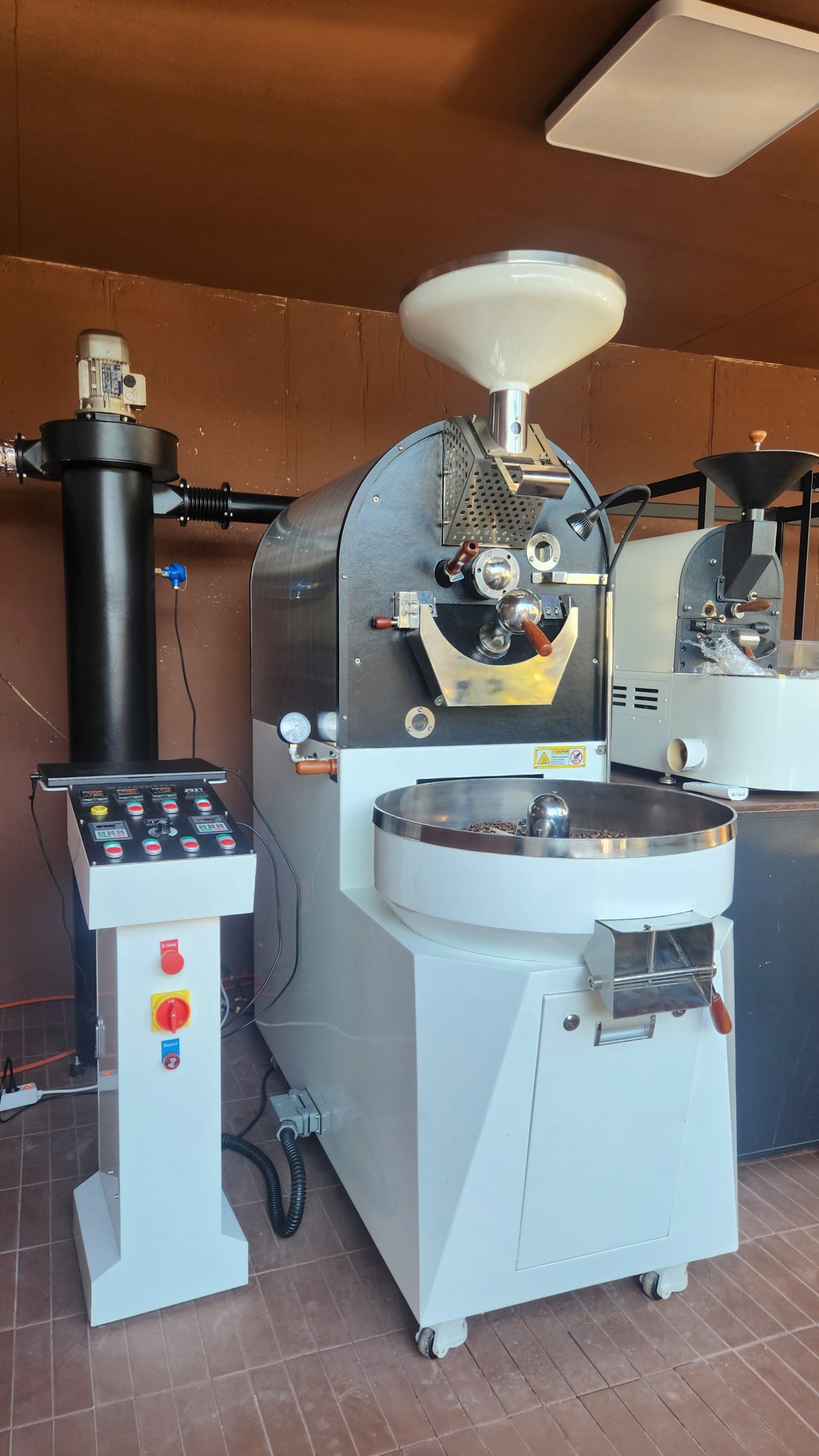 제주 표선 6킬로 로스터기 SOP-06 설치 로스팅 머신 20251209 152806.jpg compressed